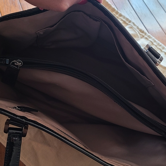 Sale today only*Authentic Burberry Nova Check Tote - Picture 10 of 12